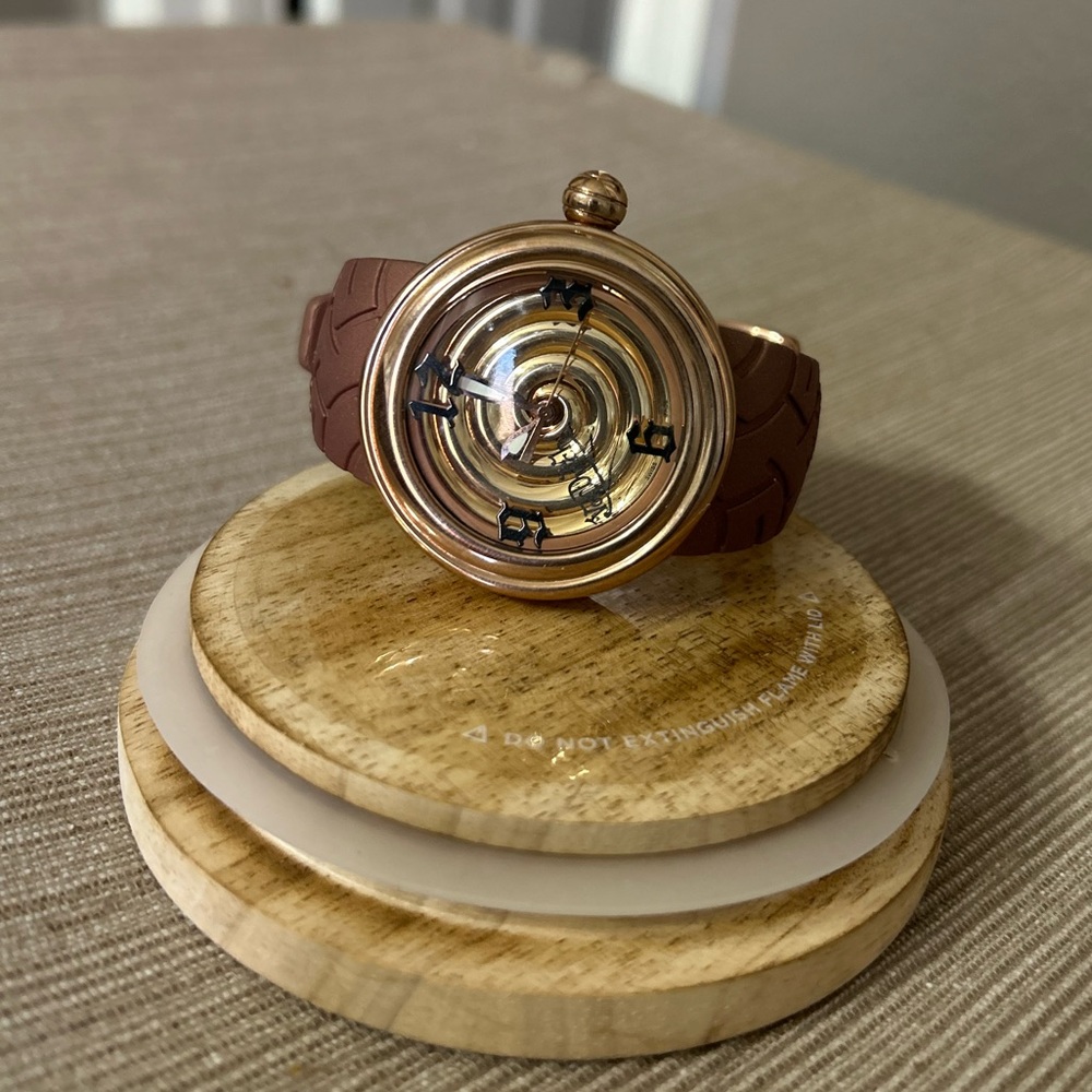 VonDutch NWOT Rose Gold Spiral Collection NEW